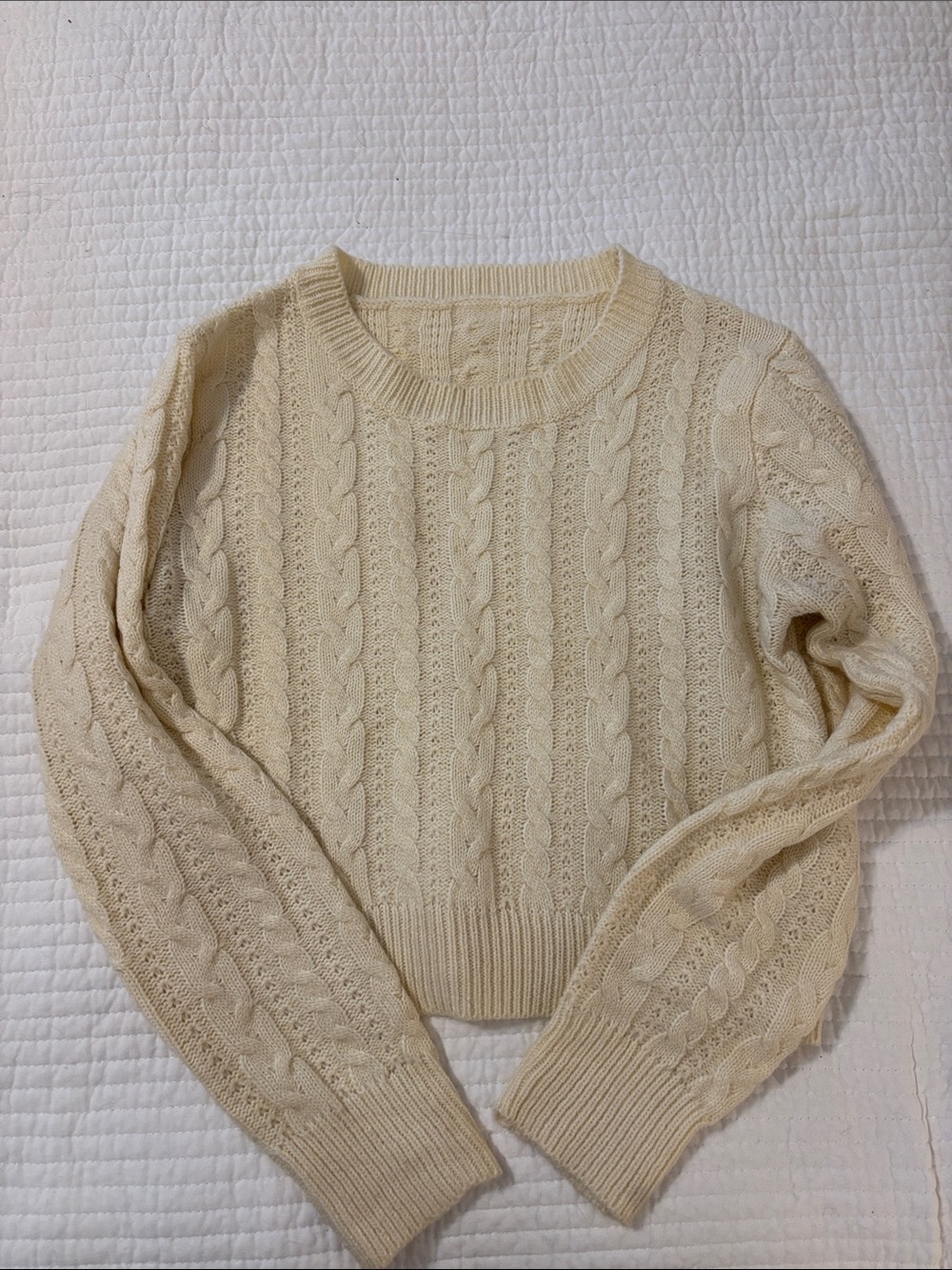 Zaful Small Cream Cable-Knit Women's Sweater - Classic Crewneck